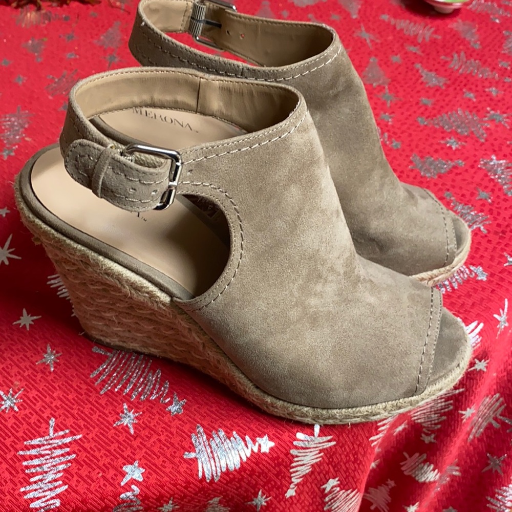 Merona woman’s suede wedges.